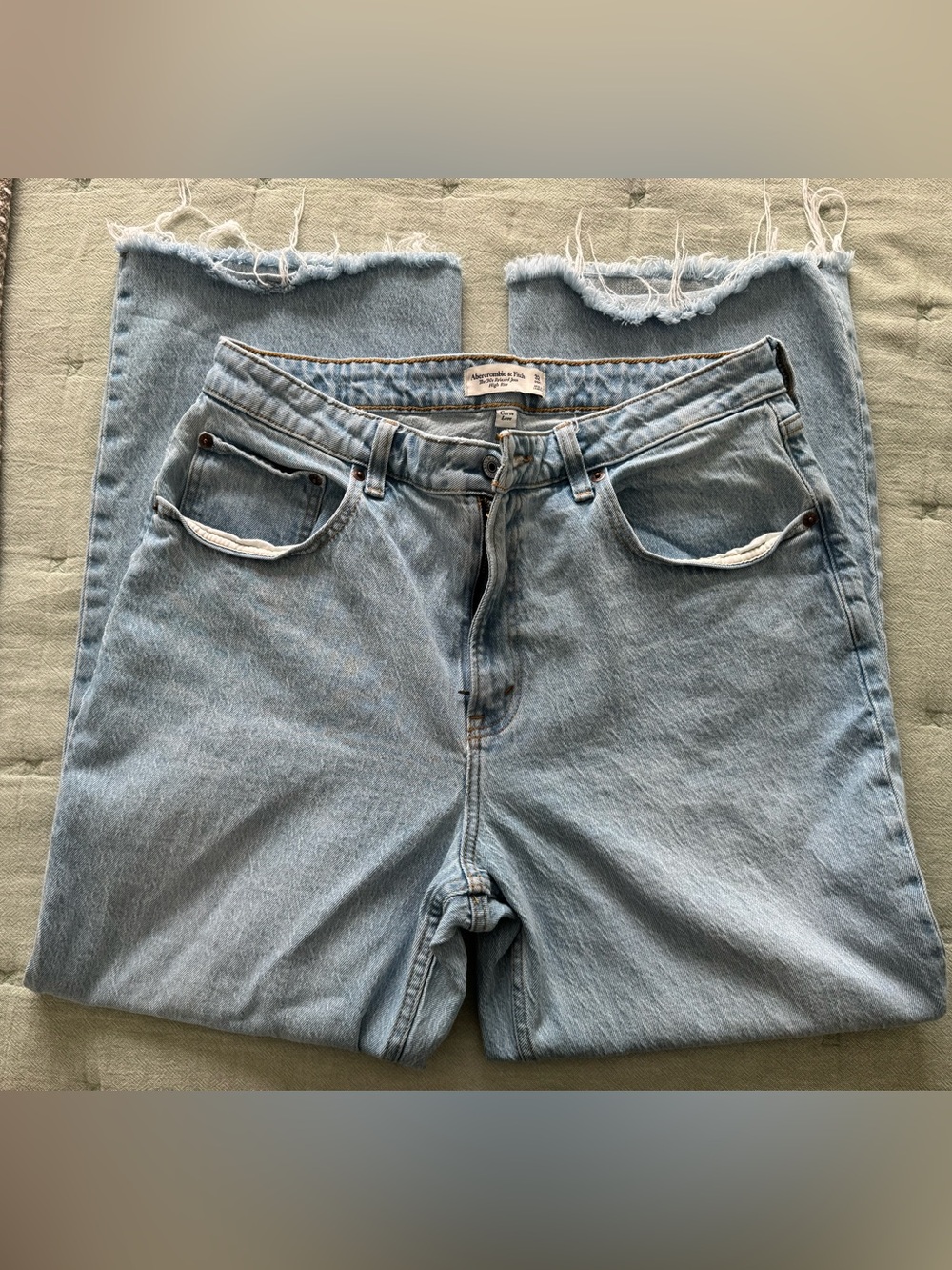 Abercrombie and Fitch Curve Love 90’s Relaxed Jeans